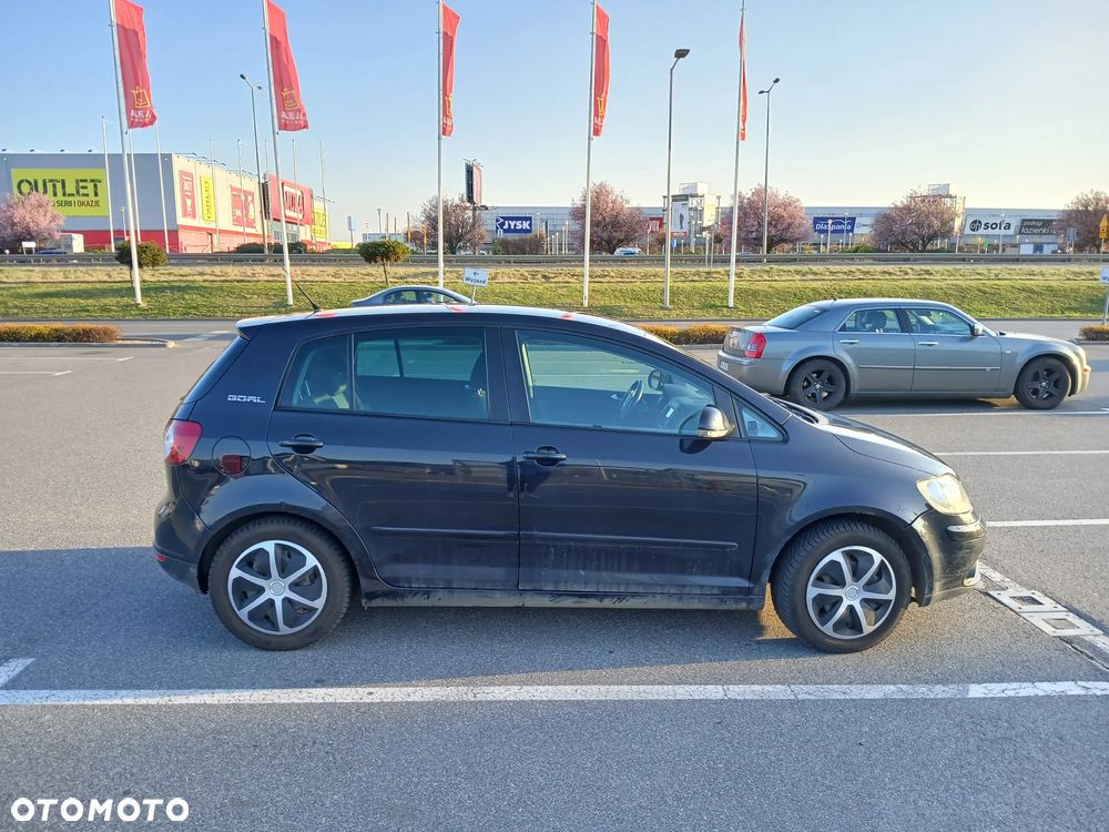 Volkswagen Golf Plus 1.9 TDI Comfortline - 1