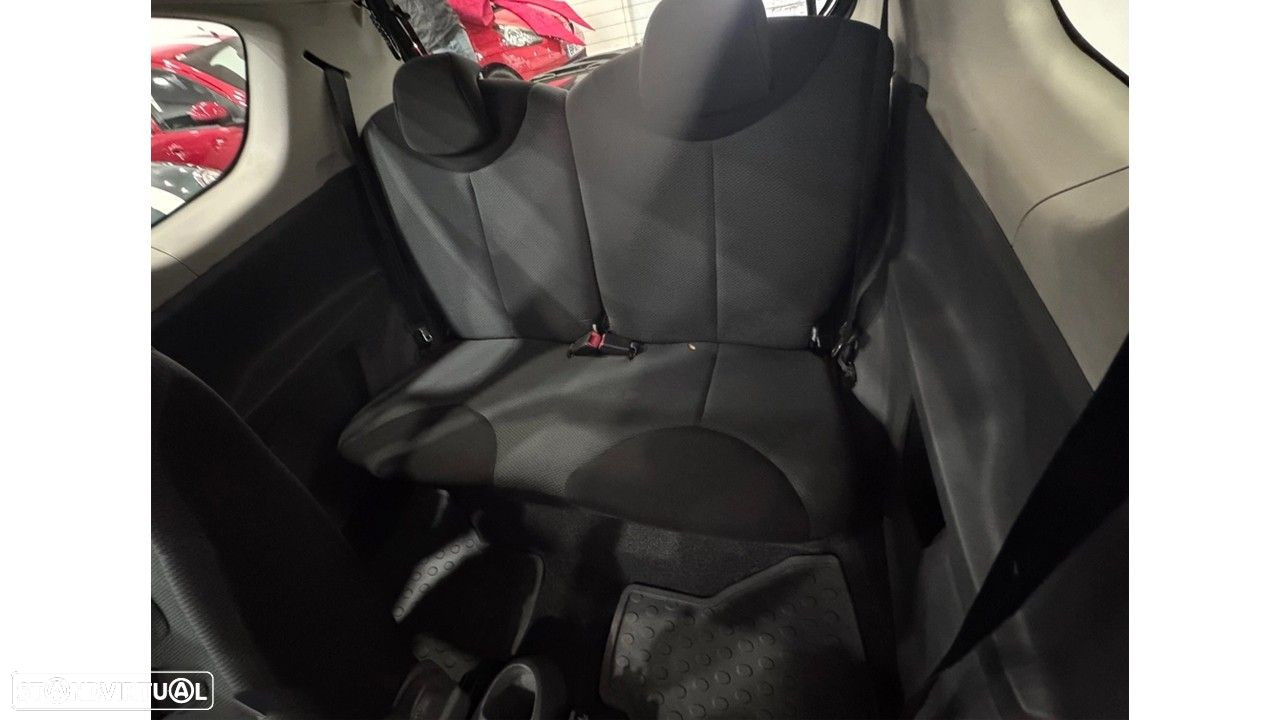 Toyota Aygo 1.0 + AC - 11