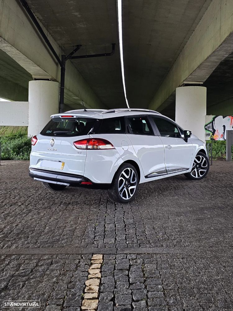 Renault Clio Sport Tourer 1.5 dCi Dynamique S - 4