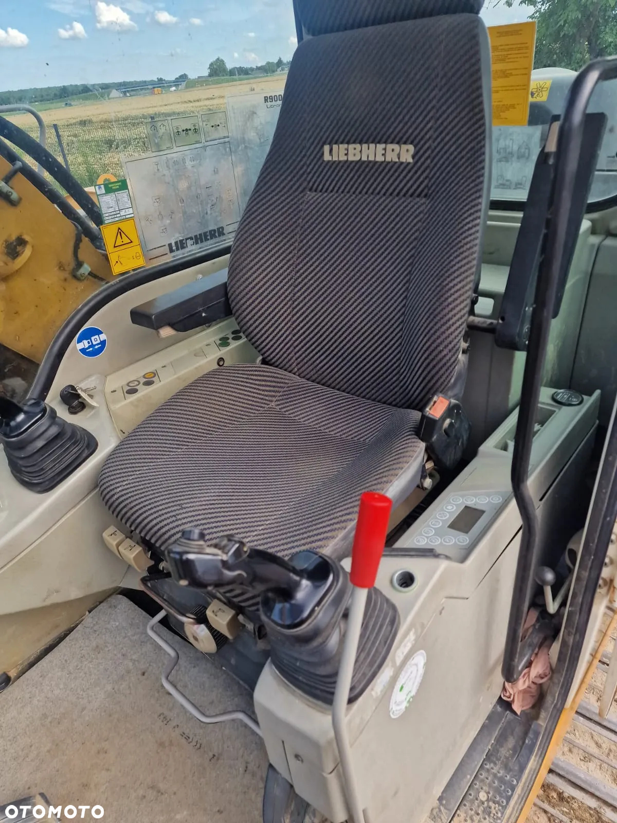 Liebherr 900C - 10