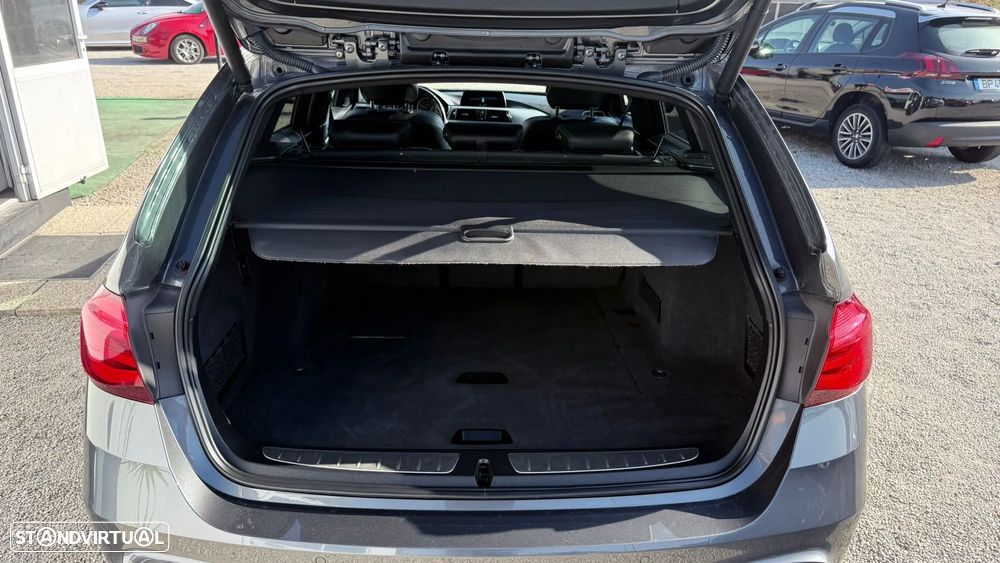 BMW 318 d Touring Aut. M Sport - 11