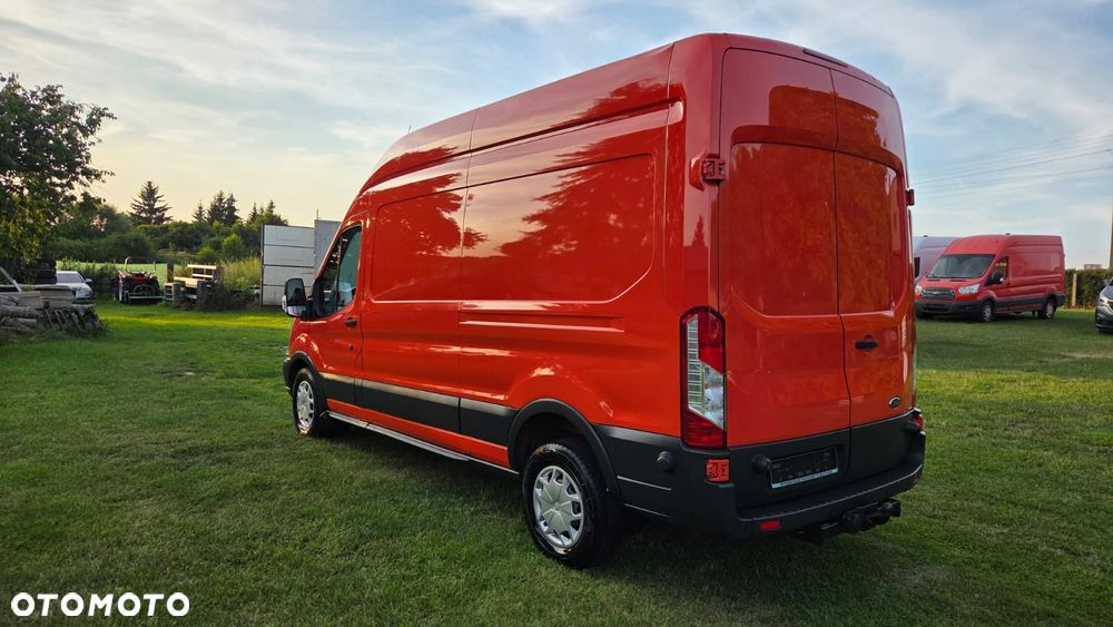 Ford Transit - 25