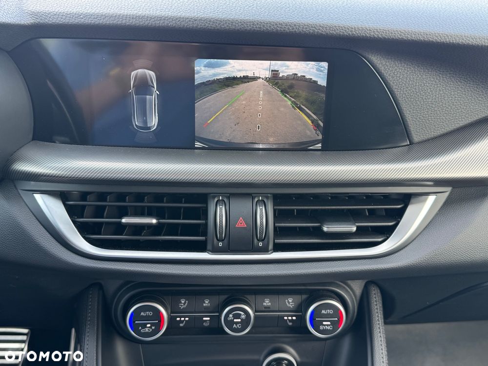 Alfa Romeo Stelvio 2.0 Turbo 16V AT8-Q4 Veloce Ti - 15