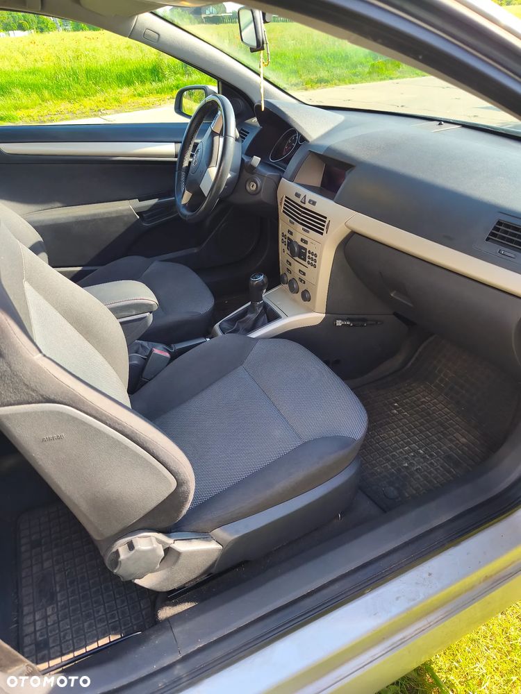 Opel Astra 1.6 Essentia - 8