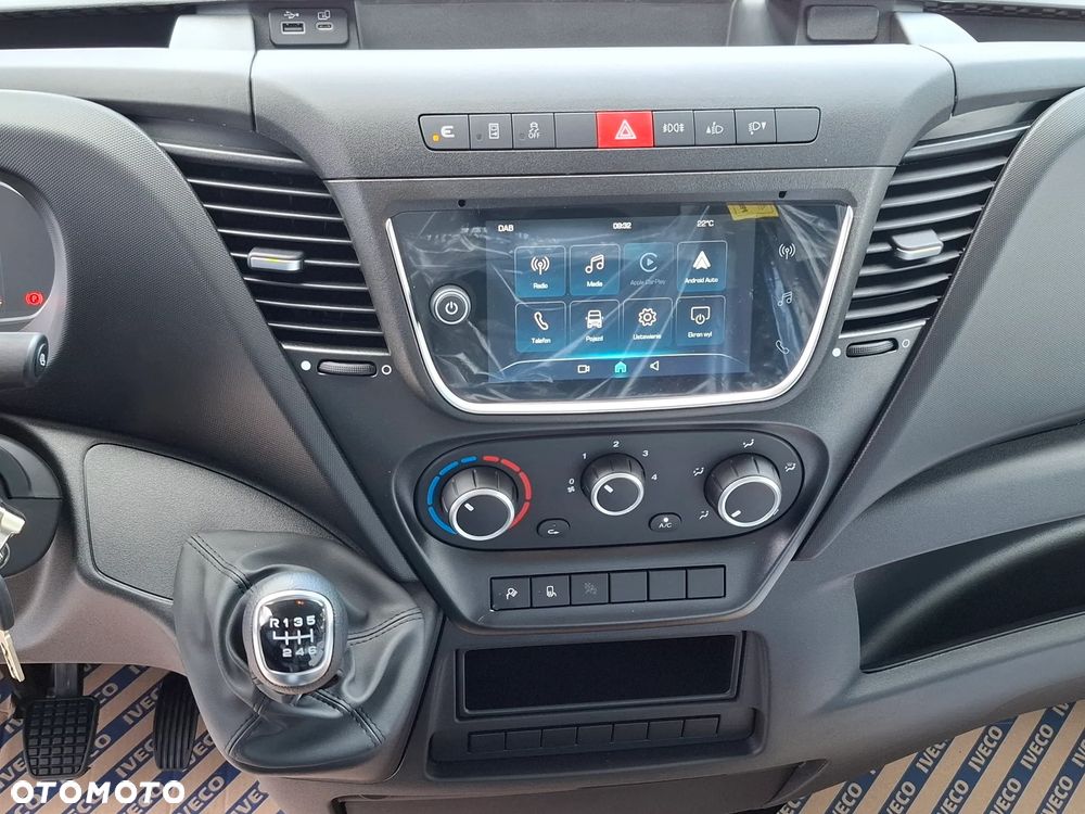 Iveco Daily 35S18H V, L4H2, światła LED, kamera cofania - 7