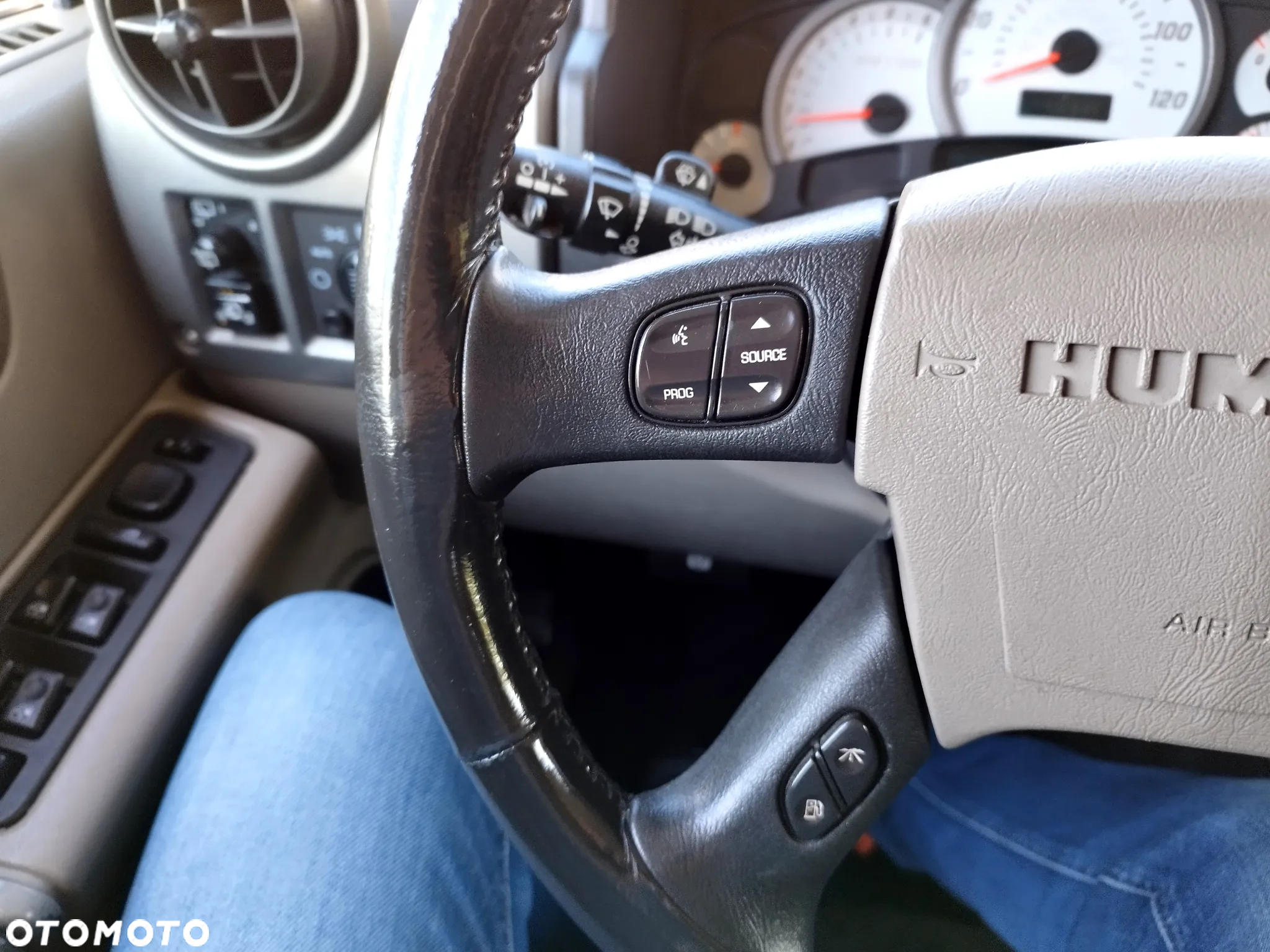 Hummer H2 6.0 V8 - 28