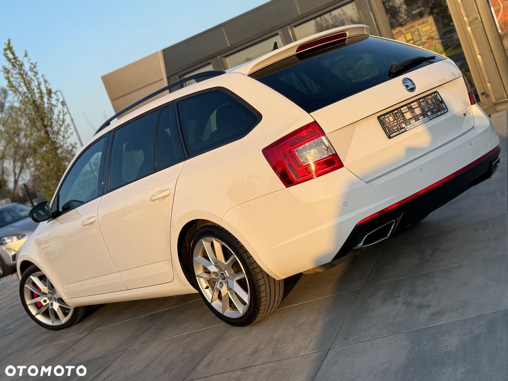 Skoda Octavia 2.0 TDI RS DSG - 34