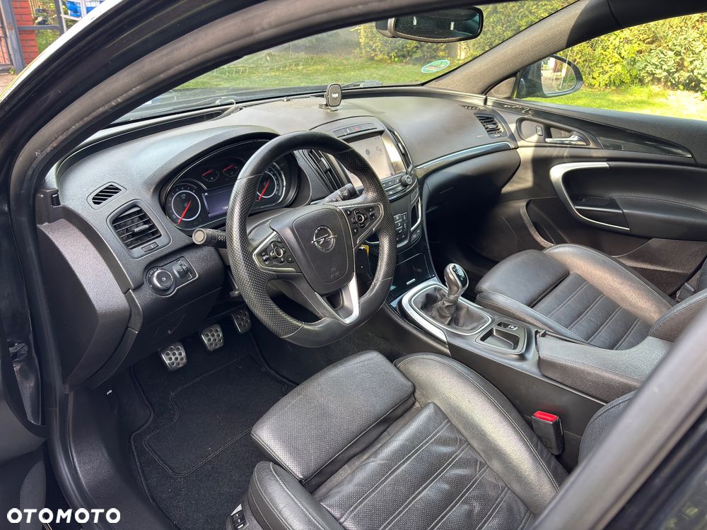 Opel Insignia 2.0 T Cosmo S&S - 23