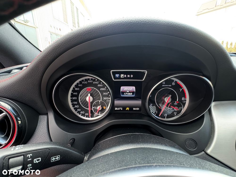 Mercedes-Benz CLA AMG 45 4-Matic - 20