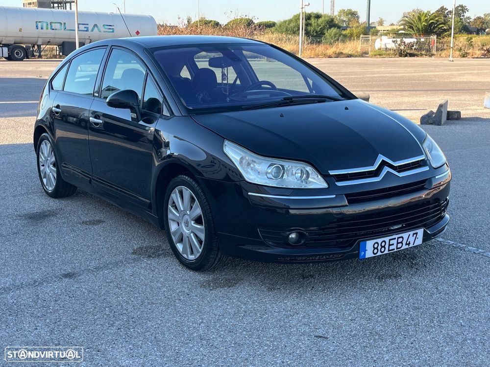 Citroën C4 1.6 HDi 110 Exclusive - 1