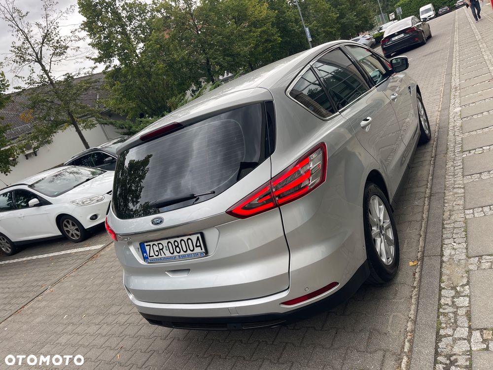 Ford S-Max - 8