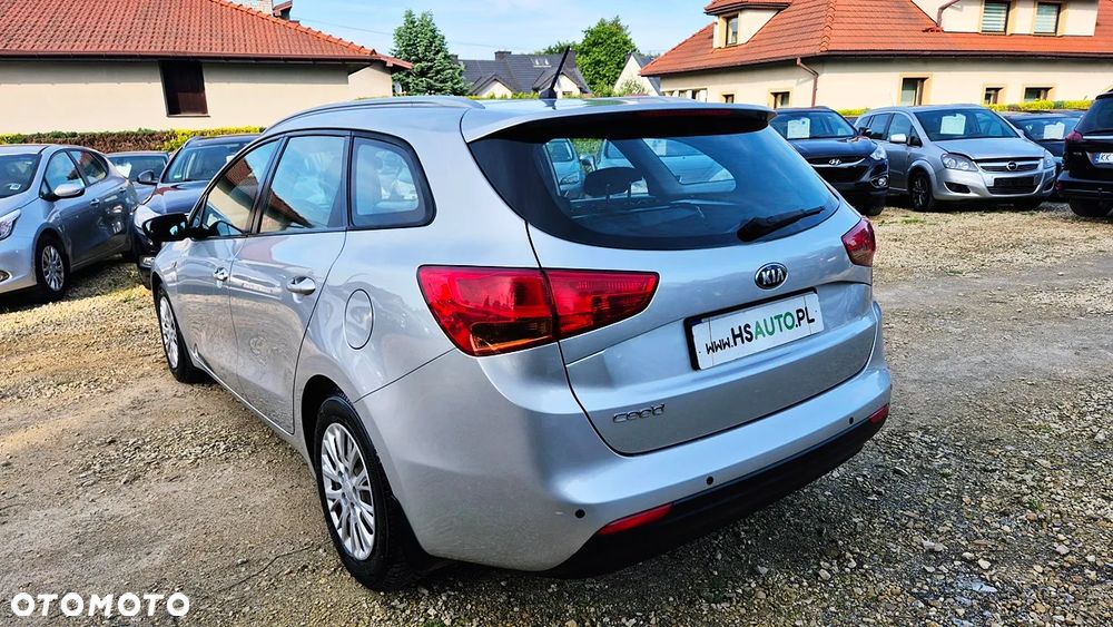 Kia Ceed Cee'd 1.6 GDI XL - 20