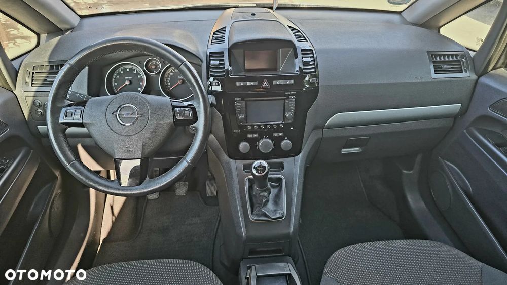Opel Zafira 1.8 Innovation 110 Jahre - 12