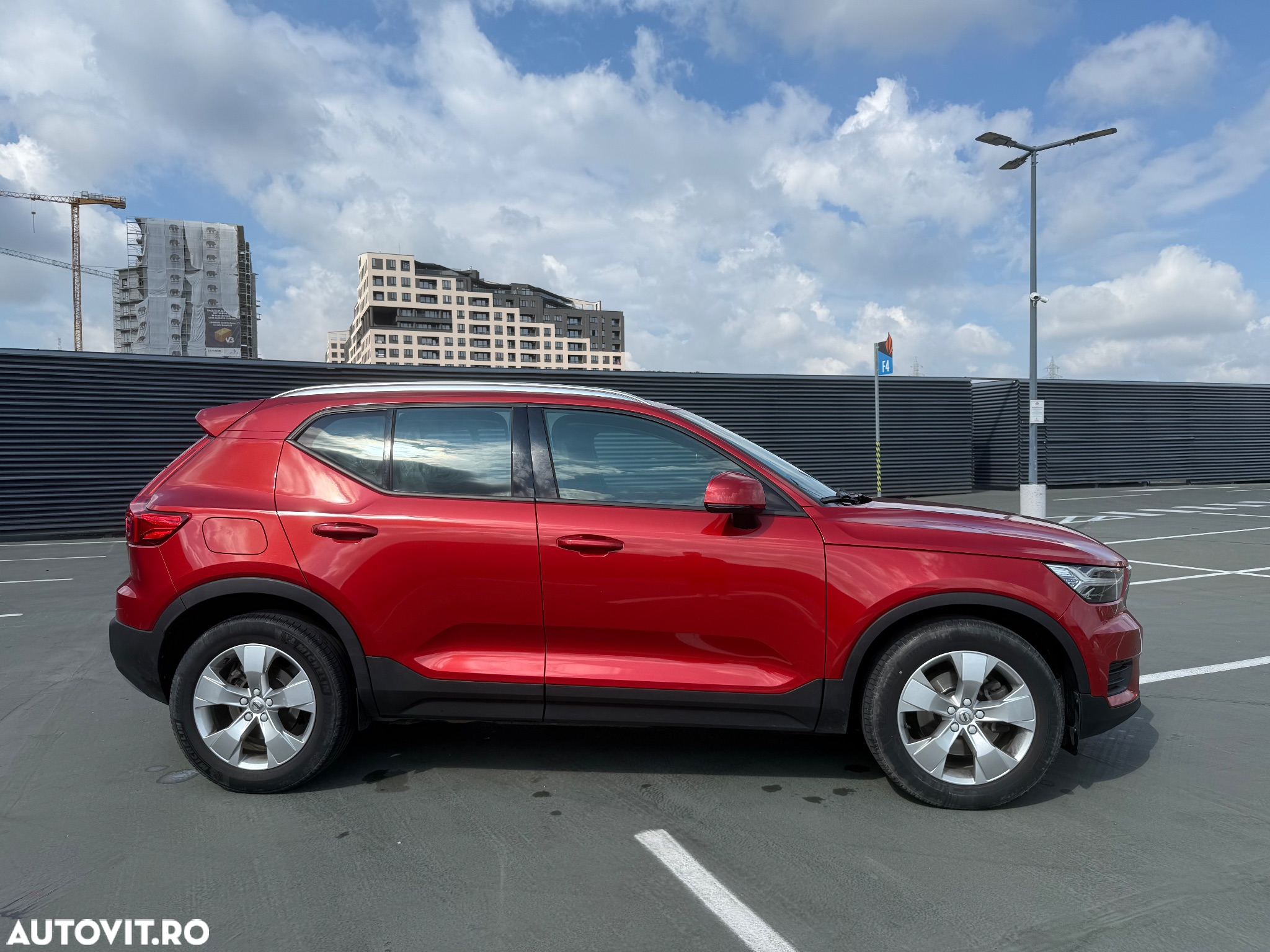 Volvo XC 40 D4 AWD Momentum Pro - 5