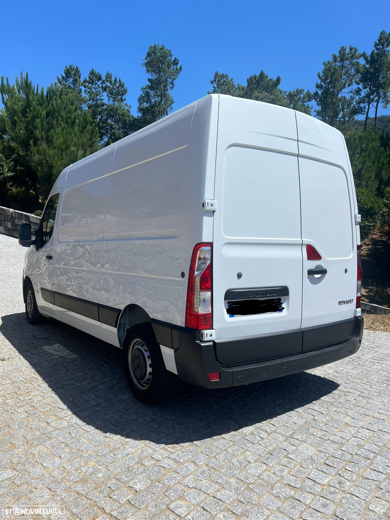 Renault Master 2.3dCI 135cv L2H2 - 2