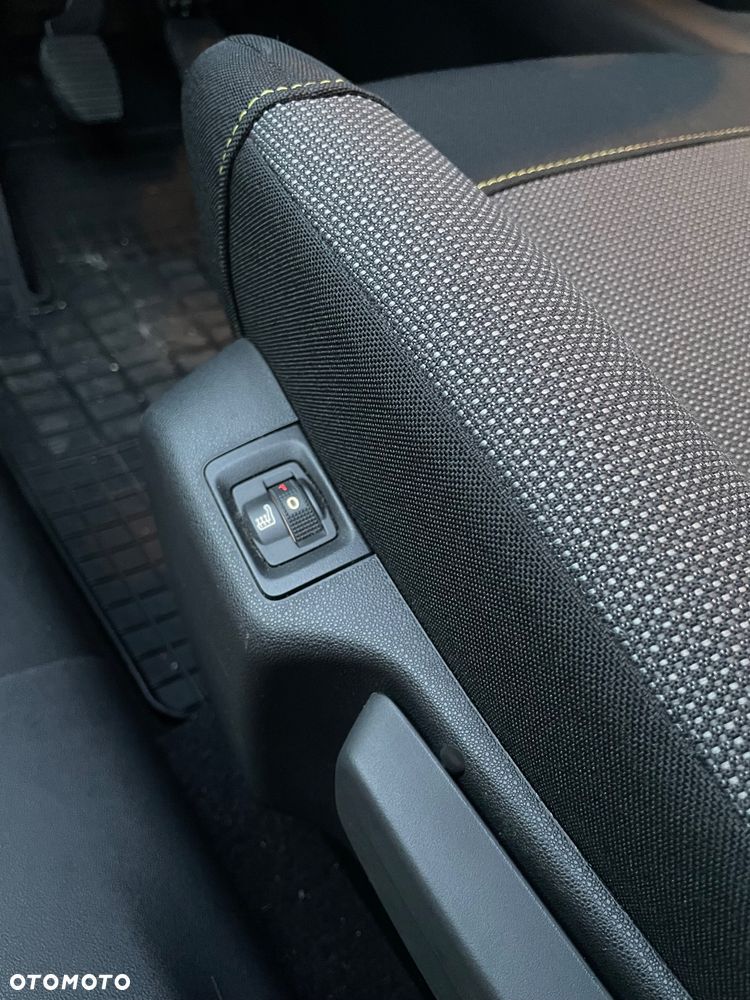 Citroën C3 1.2 PureTech Shine - 9