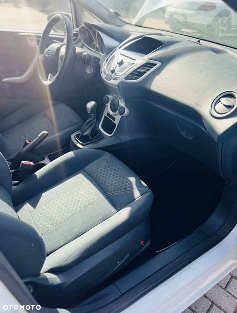 Ford Fiesta - 5