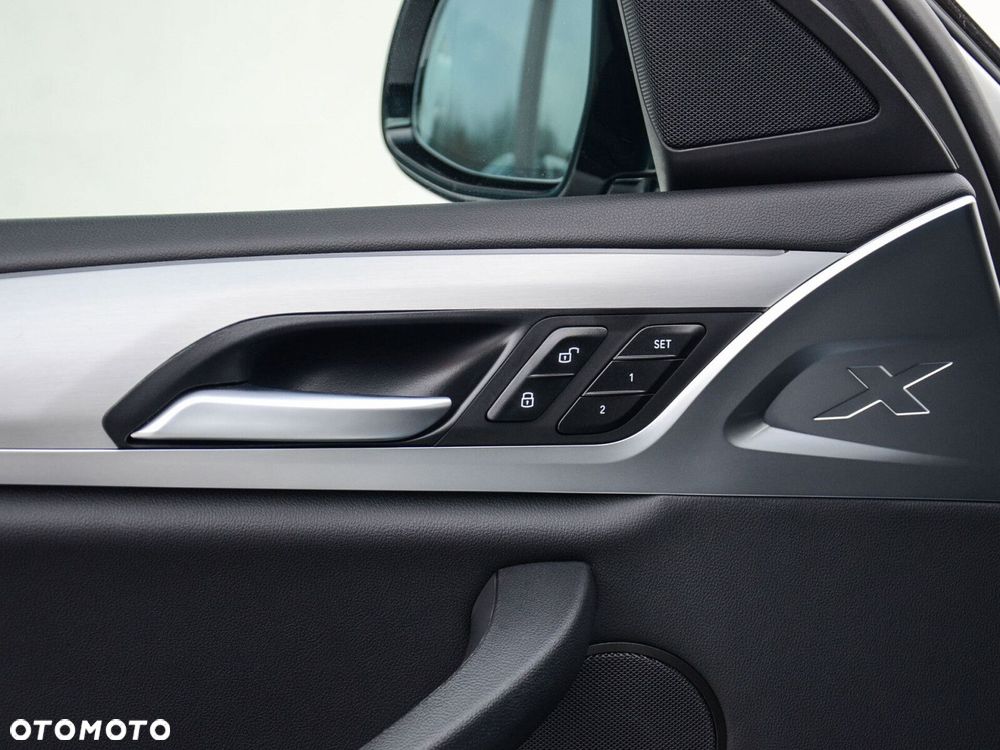 BMW X4 - 22