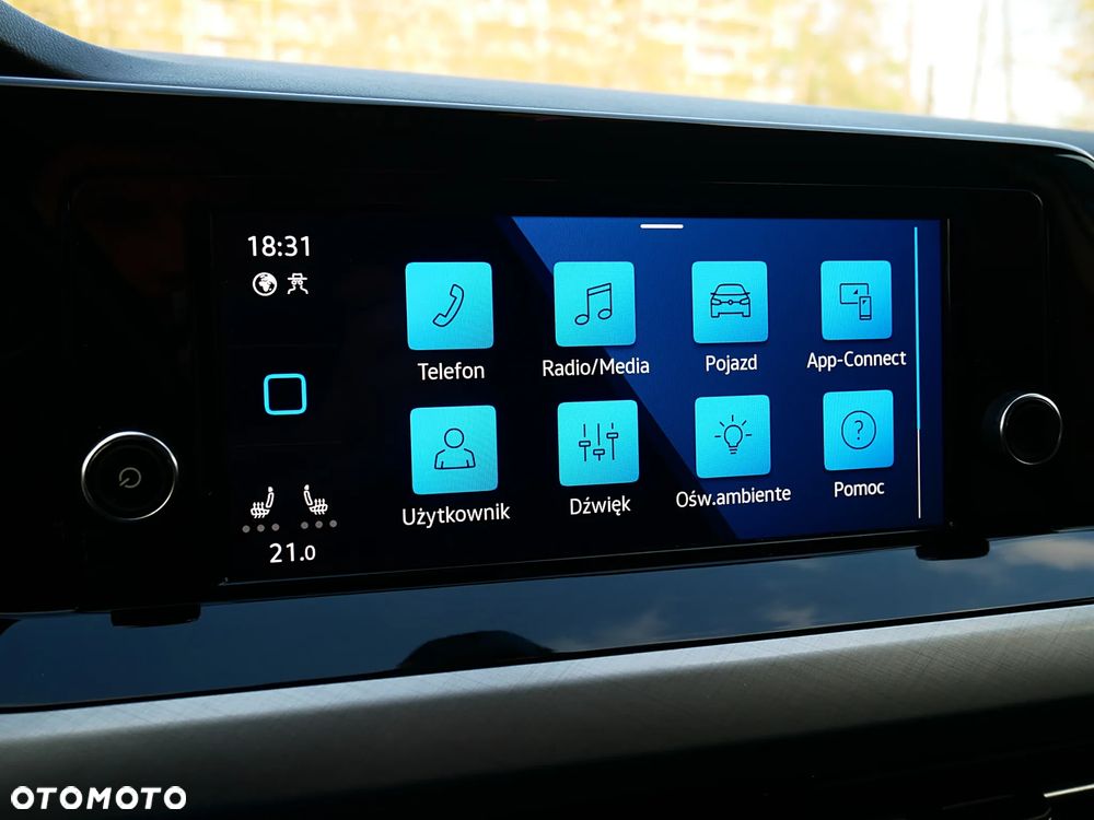 Volkswagen Golf 1.0 eTSI United DSG - 14