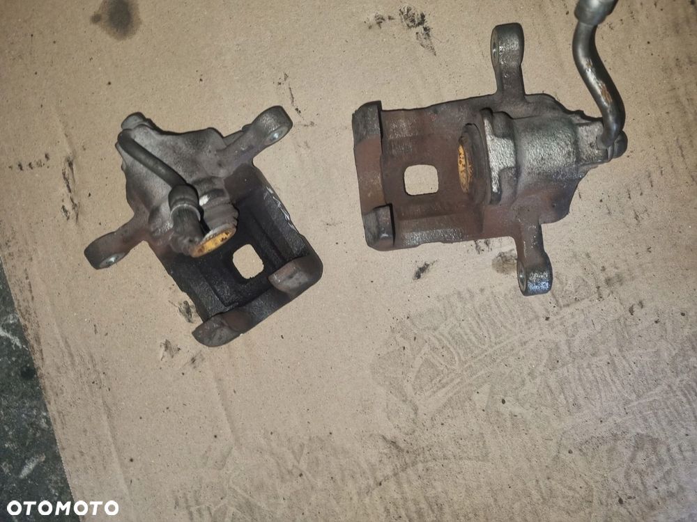 Zacisk hamulcowy Prawy tył Honda Jazz II - 3