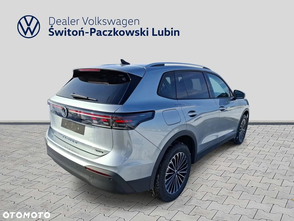 Volkswagen Tiguan - 5