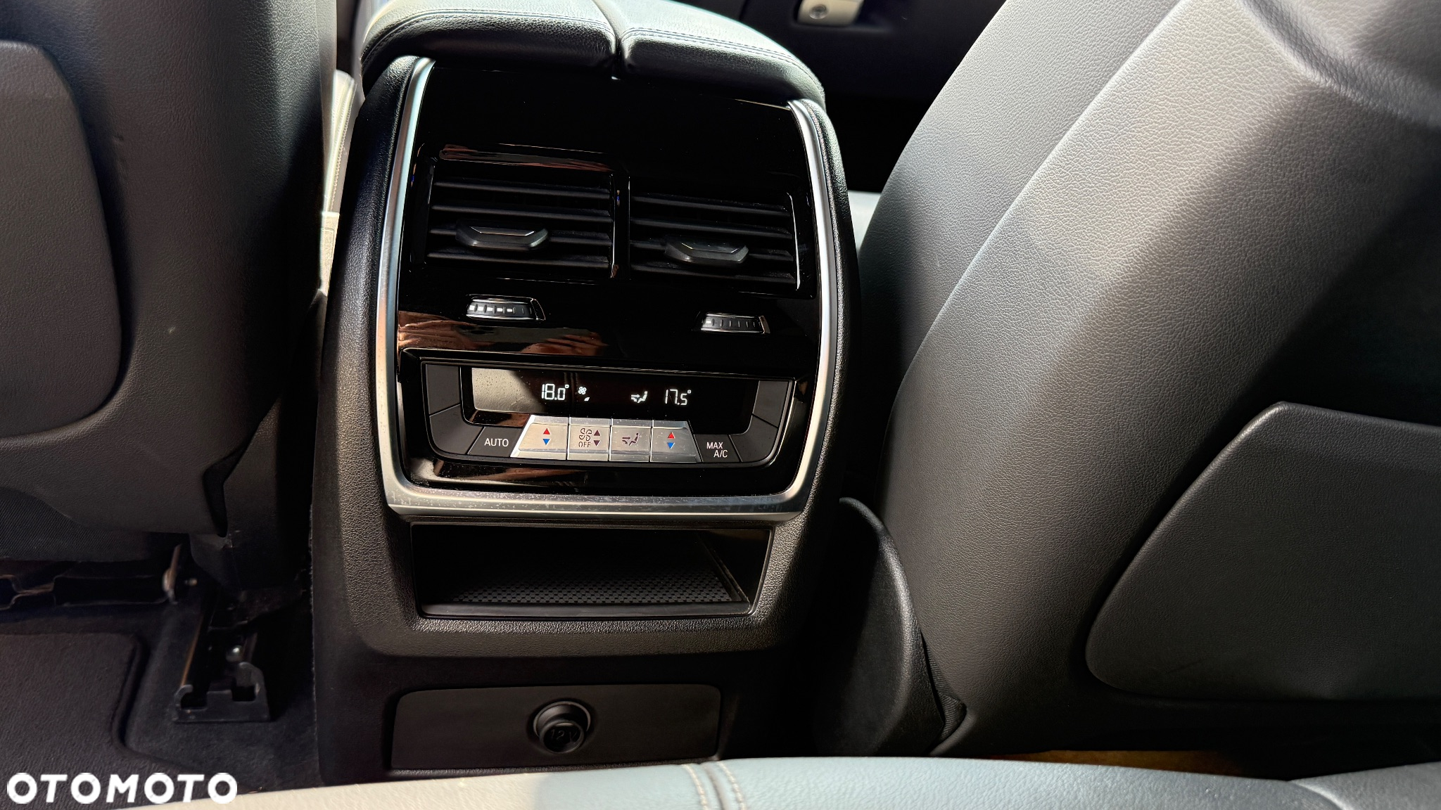 BMW X5 xDrive40i - 8