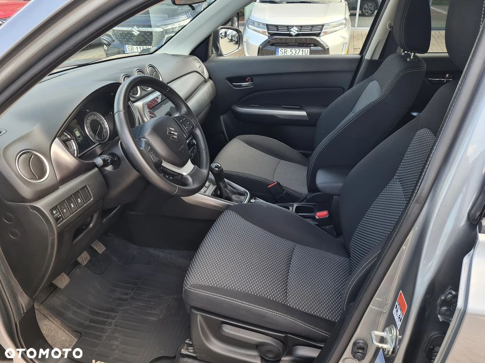 Suzuki Vitara 1.0 Boosterjet Premium 2WD - 7