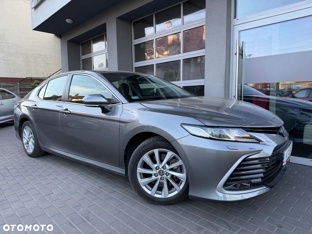 Toyota Camry 2.5 Hybrid Comfort CVT - 1