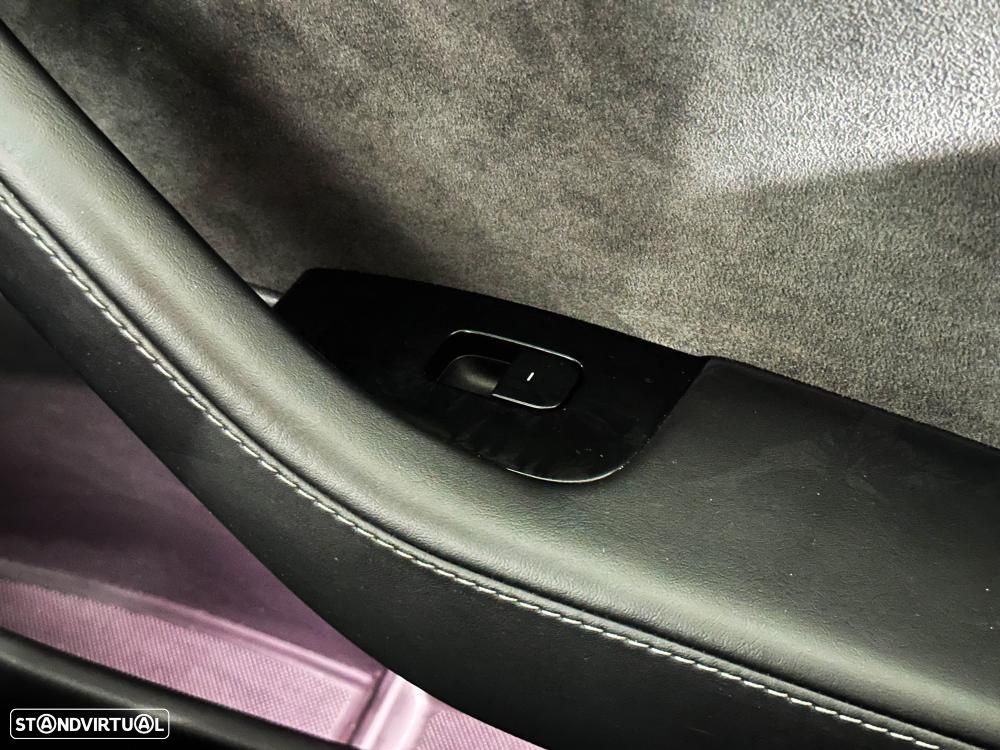 Tesla Model 3 Performance Dual Motor AWD - 27