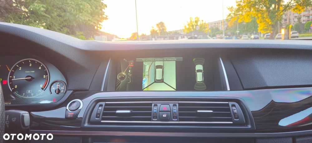 BMW Seria 5 520d Luxury Line - 25