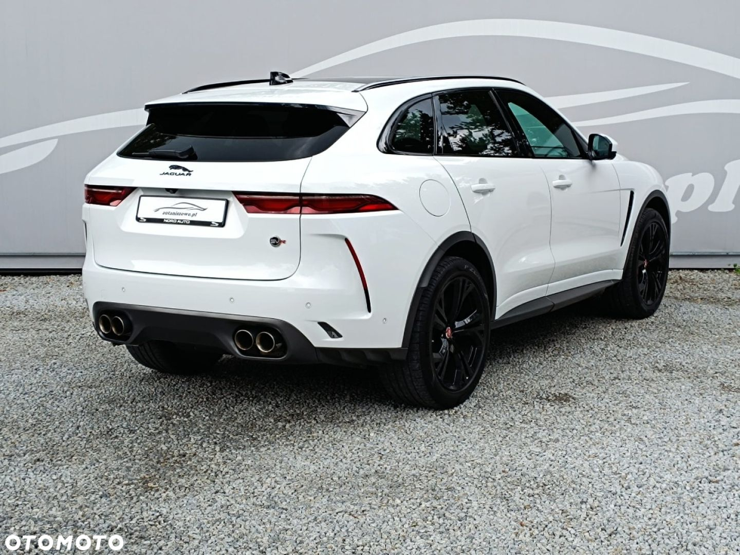 Jaguar F-Pace 5.0 V8 P550 AWD SVR - 19