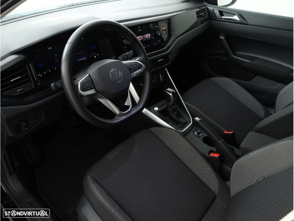 VW Taigo 1.0 TSI Urban DSG - 10