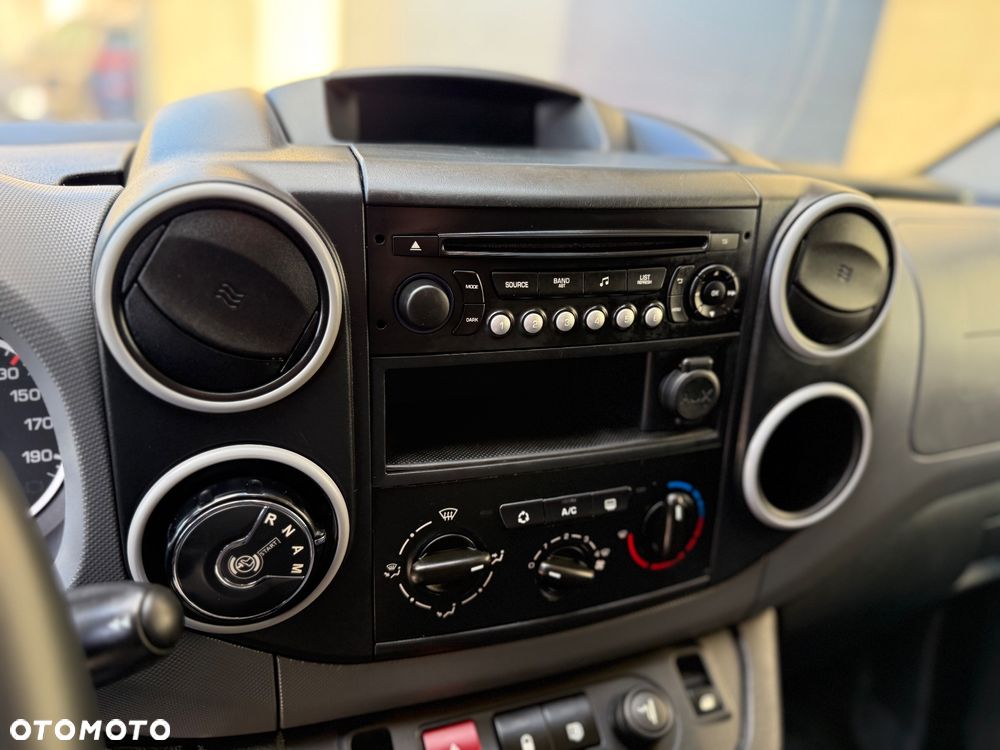 Peugeot Partner - 13