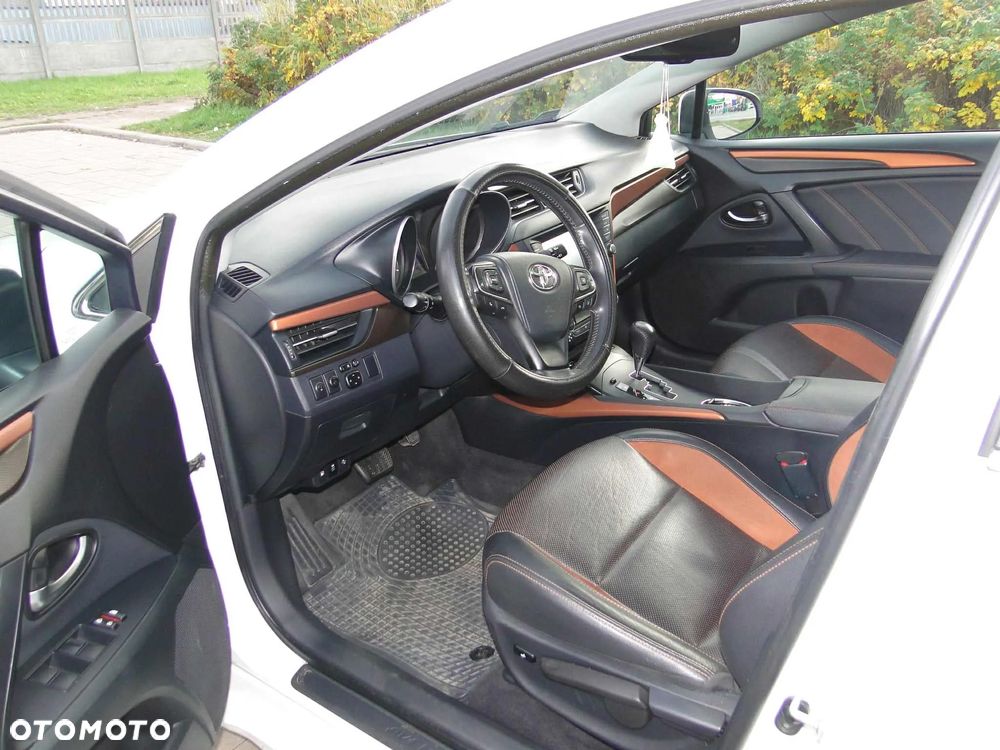 Toyota Avensis 2.0 Prestige MS - 13