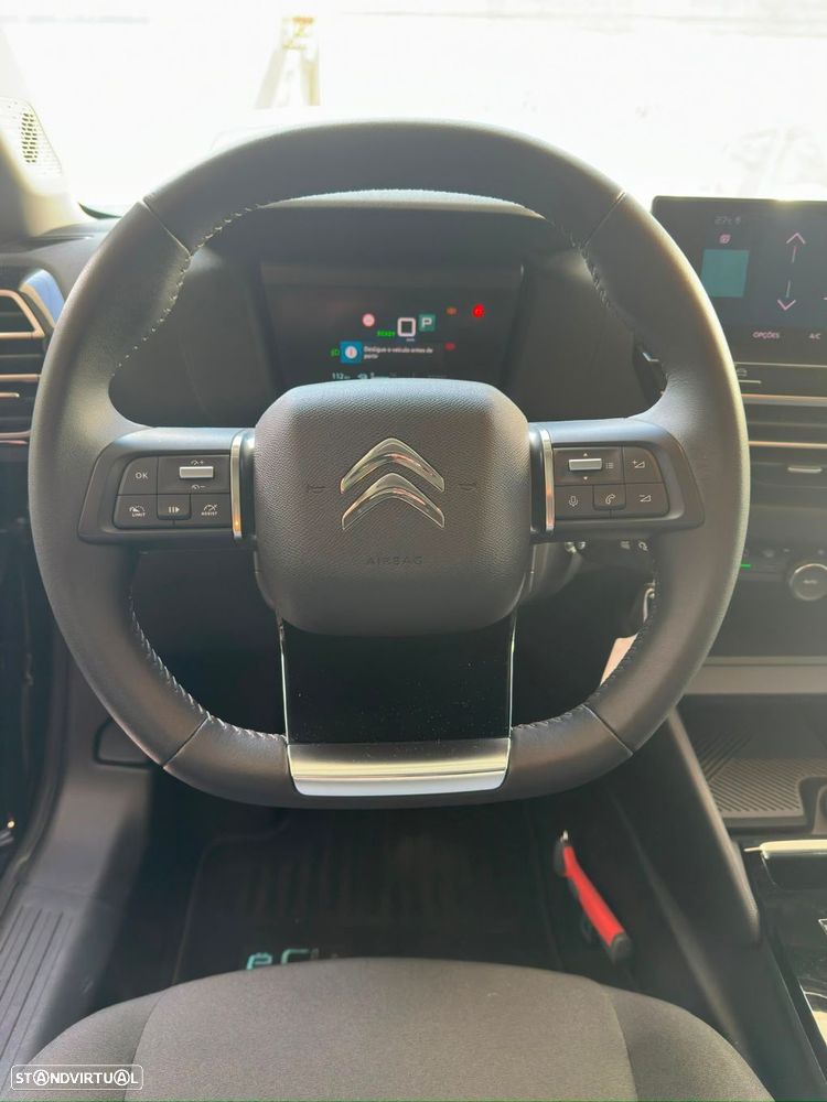 Citroën e-C4 50 kWh Shine — fotografia 11