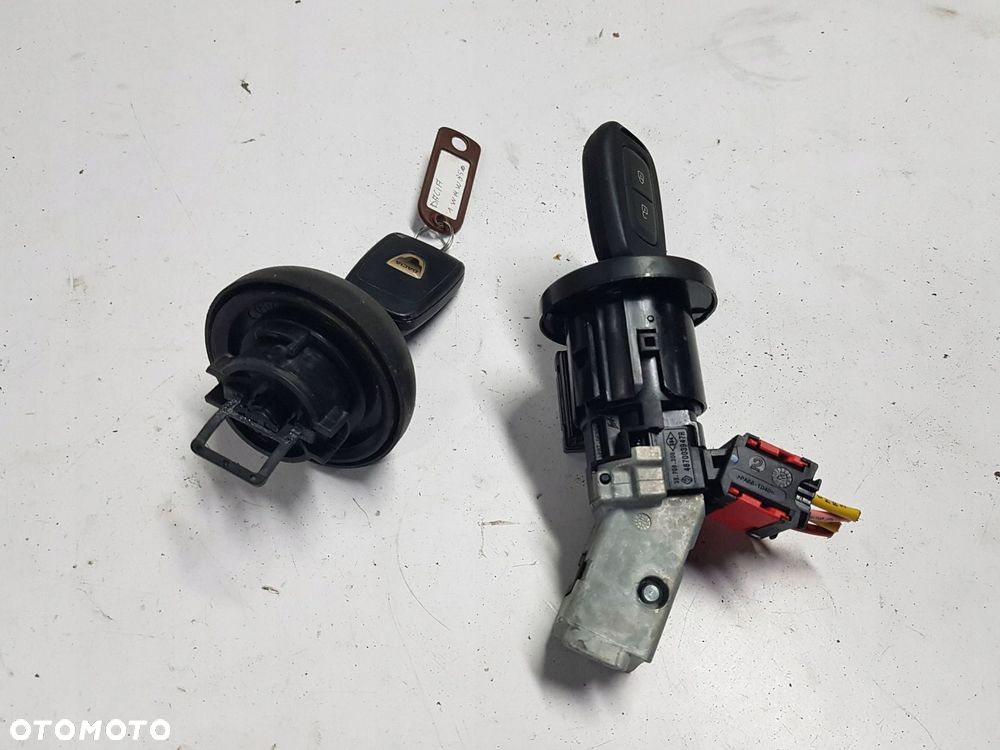 DACIA DOKKER LIFT 17-21r STACYJKA KLUCZYKI - 4