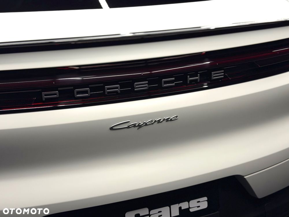 Porsche Cayenne Standard - 6