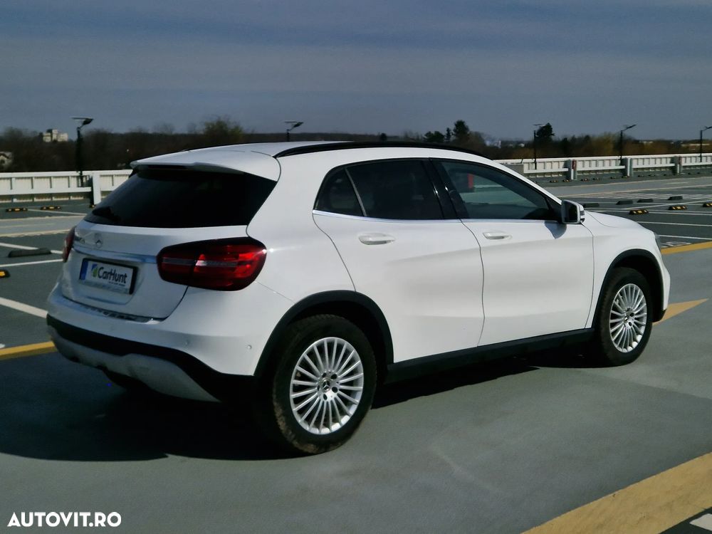 Mercedes-Benz GLA - 6