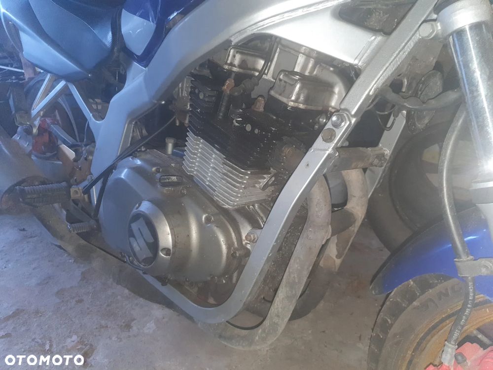 Suzuki GS - 4
