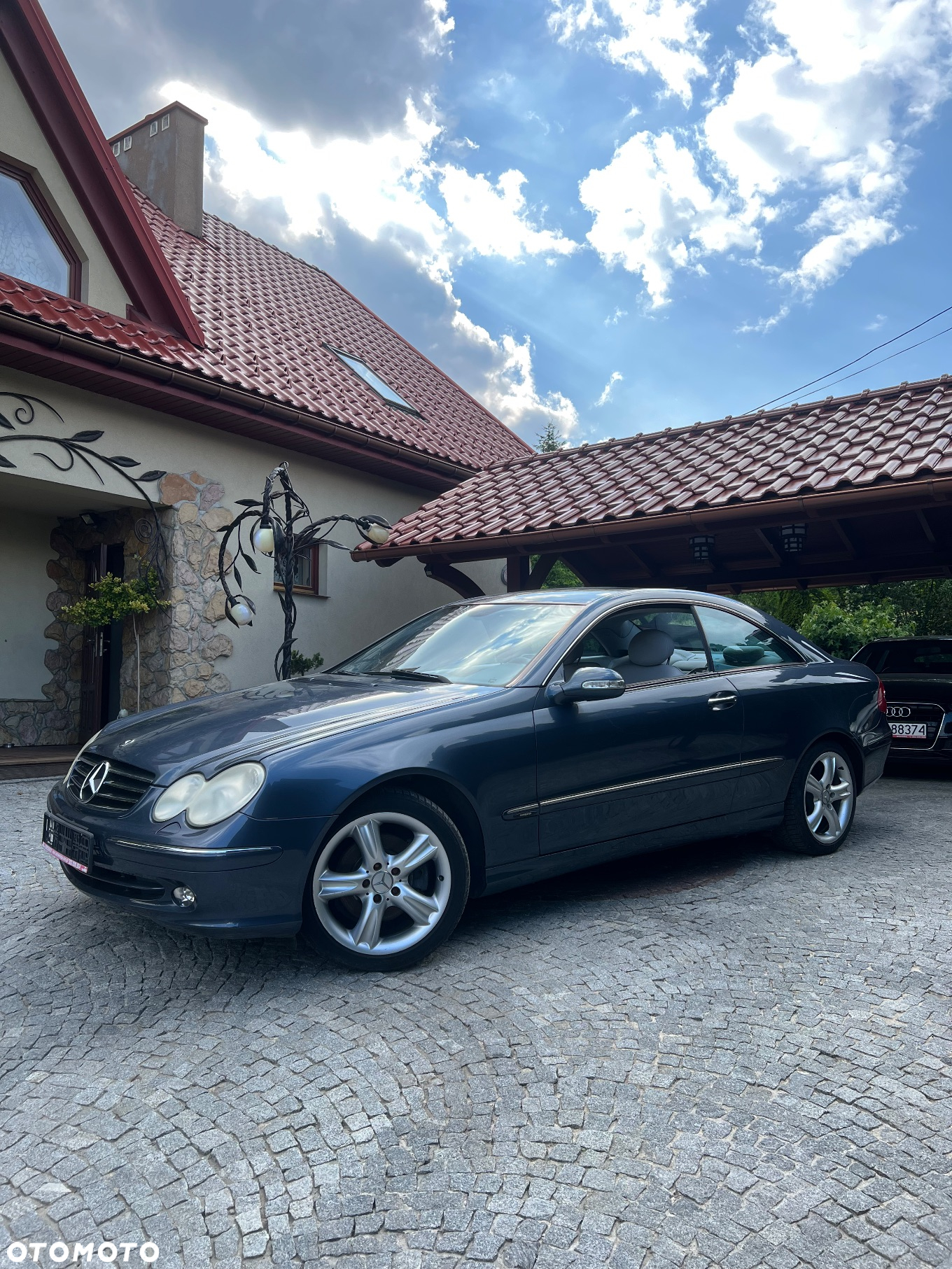 Mercedes-Benz CLK - 16
