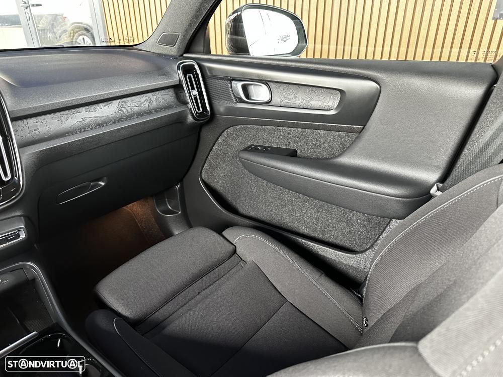 Volvo XC 40 Recharge 69 kWh Single Motor Core - 35