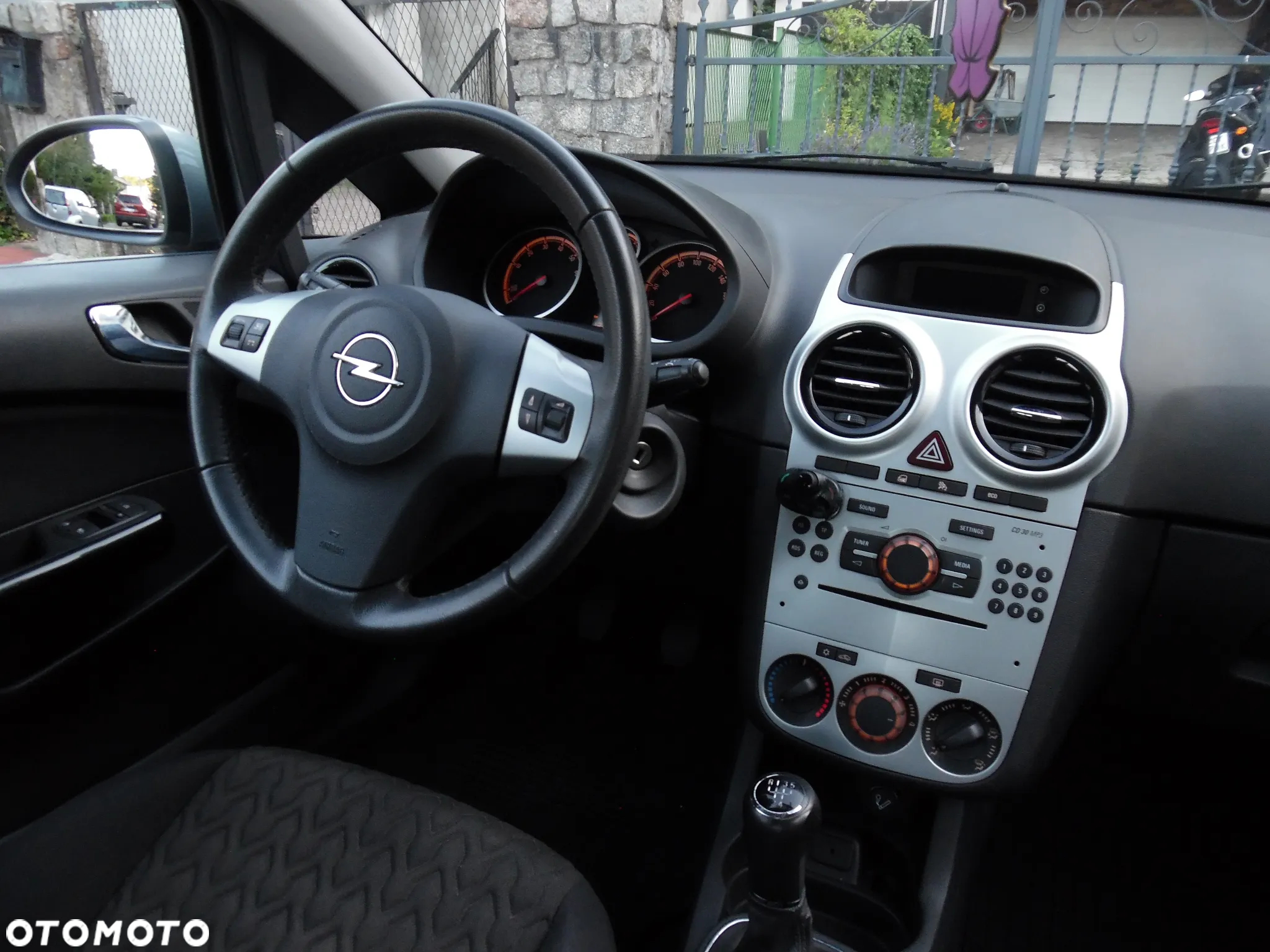 Opel Corsa - 13