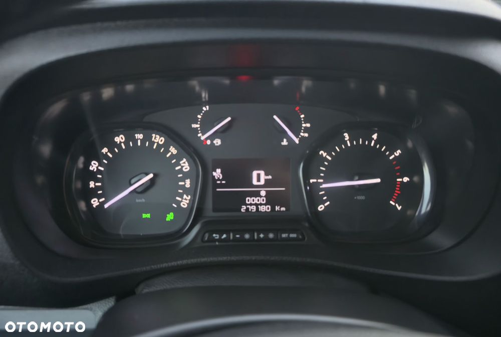 Opel Vivaro 2.0 CDTI Long 3,1t Enjoy (bryg.) - 15