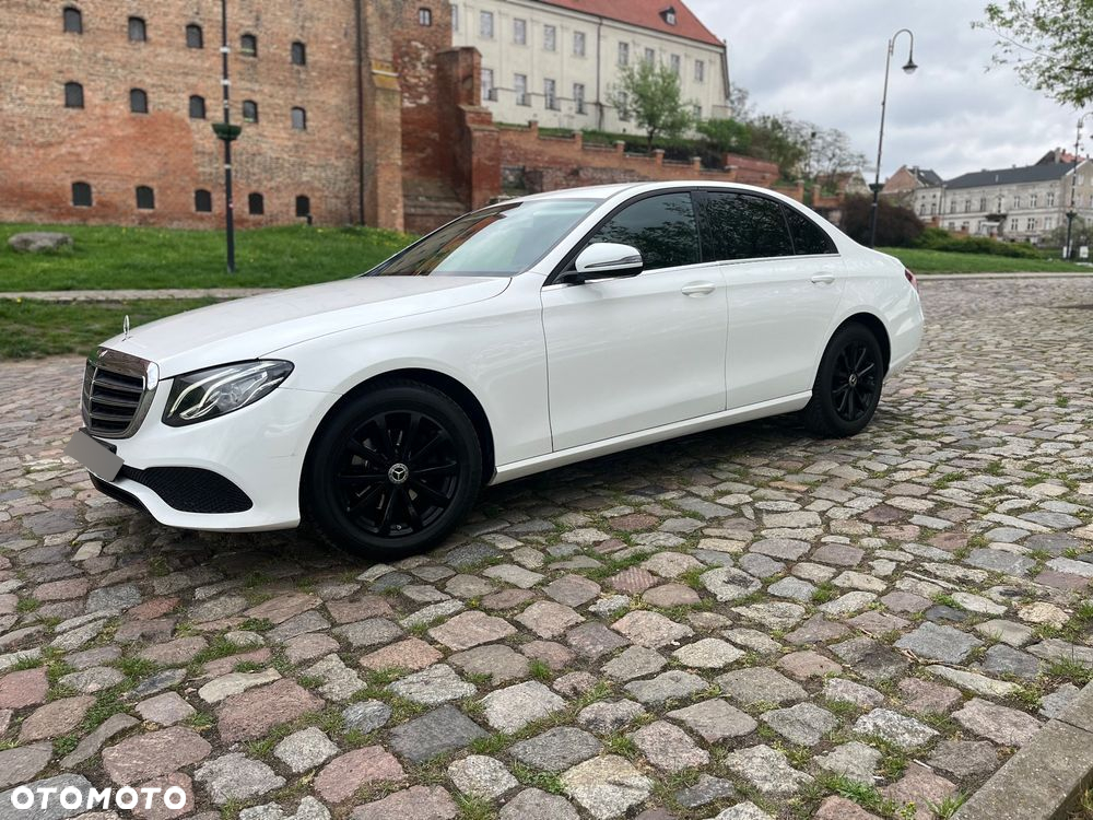 Mercedes-Benz Klasa E 200 d 9G-TRONIC - 3