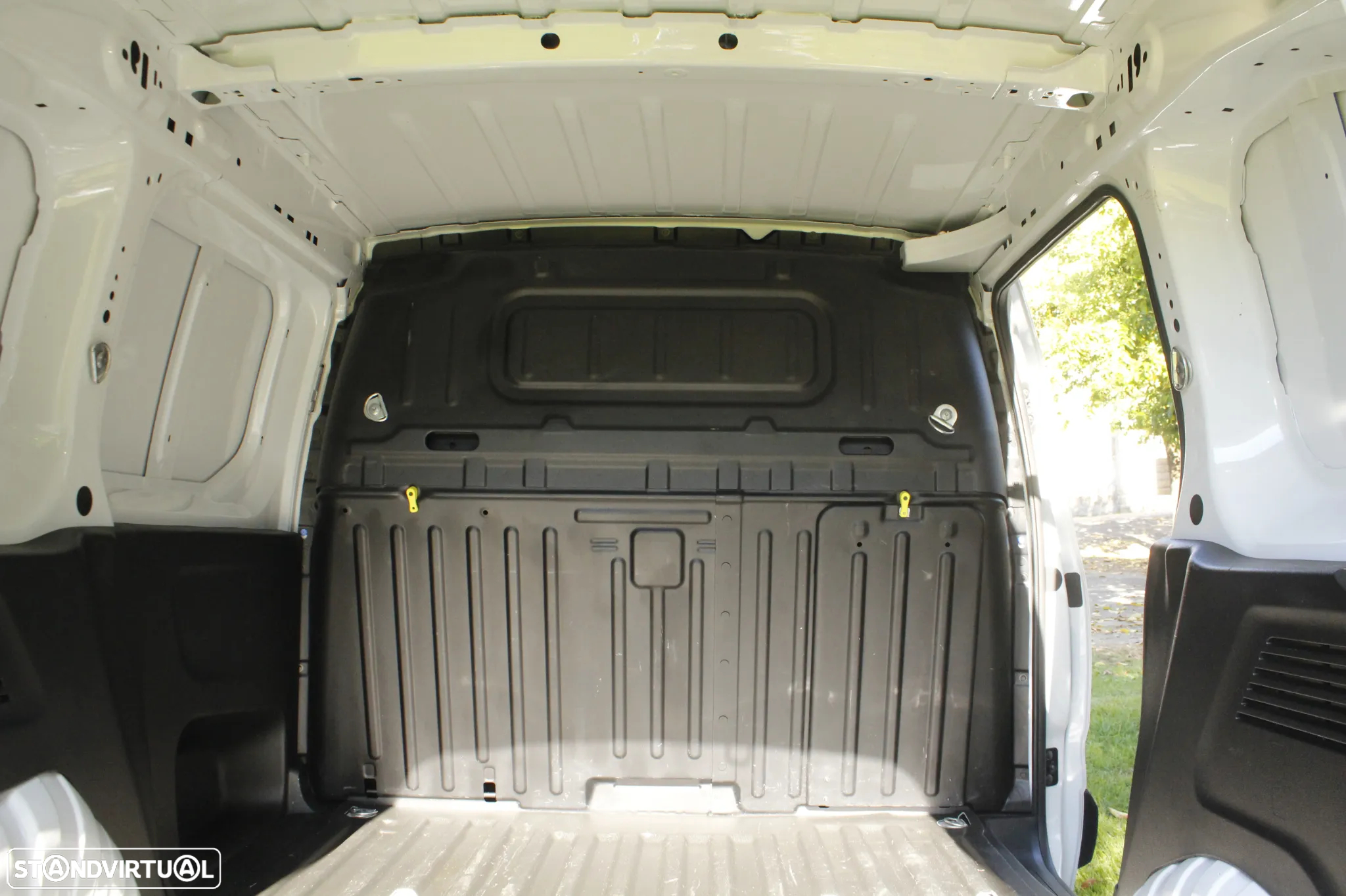 Peugeot Partner - 33