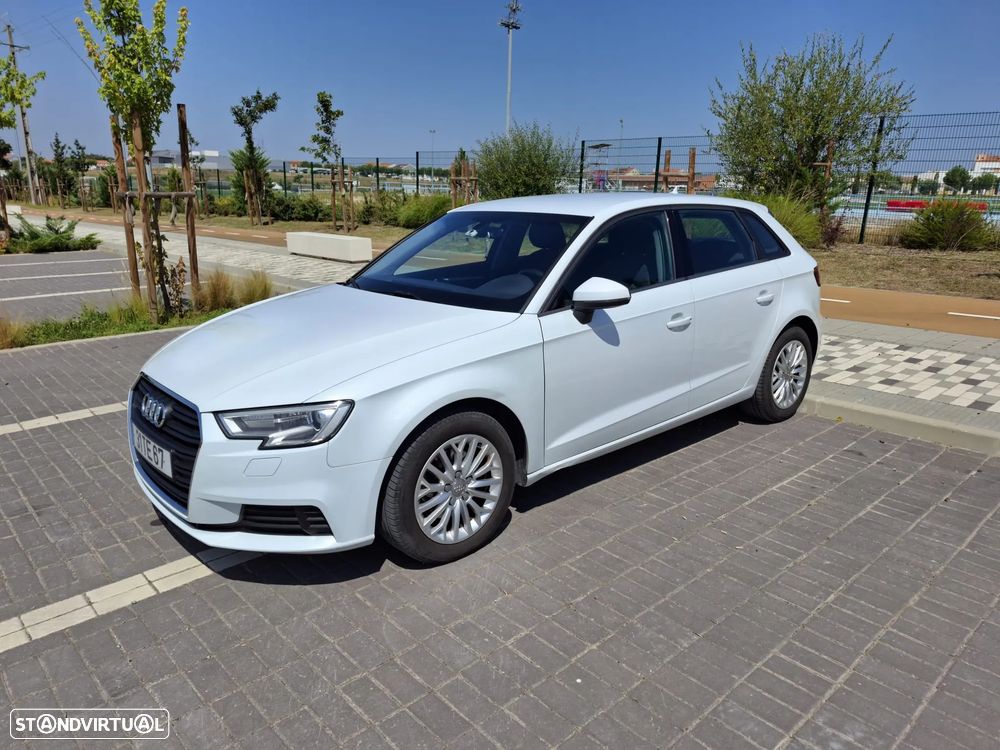Audi A3 Sportback 1.6 TDI Design - 2