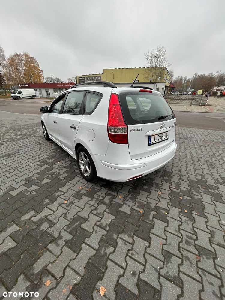 Hyundai i30 1.6 CRDi Base - 6