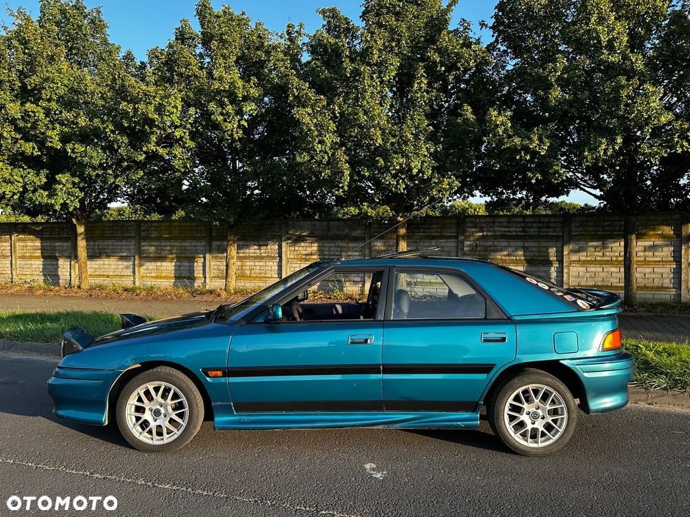 Mazda 323F - 1