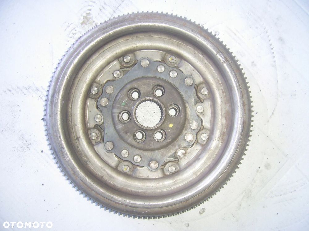 KOŁO DWUMASOWE DWUMAS AUDI A3 2.0 TFSI 06F105266E - 1