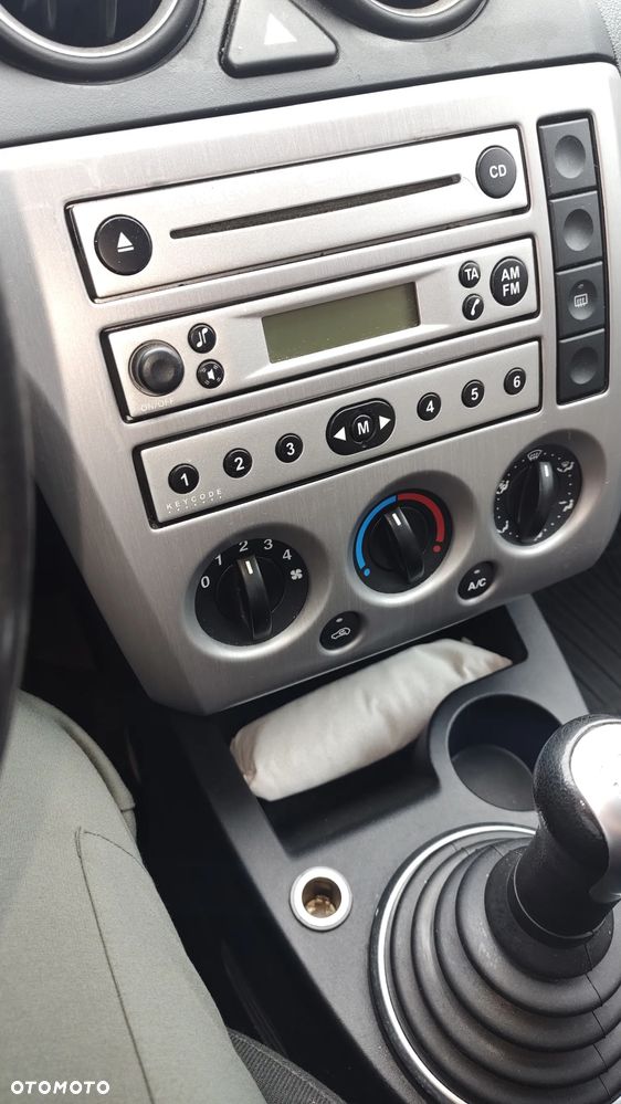 Ford Fiesta - 4